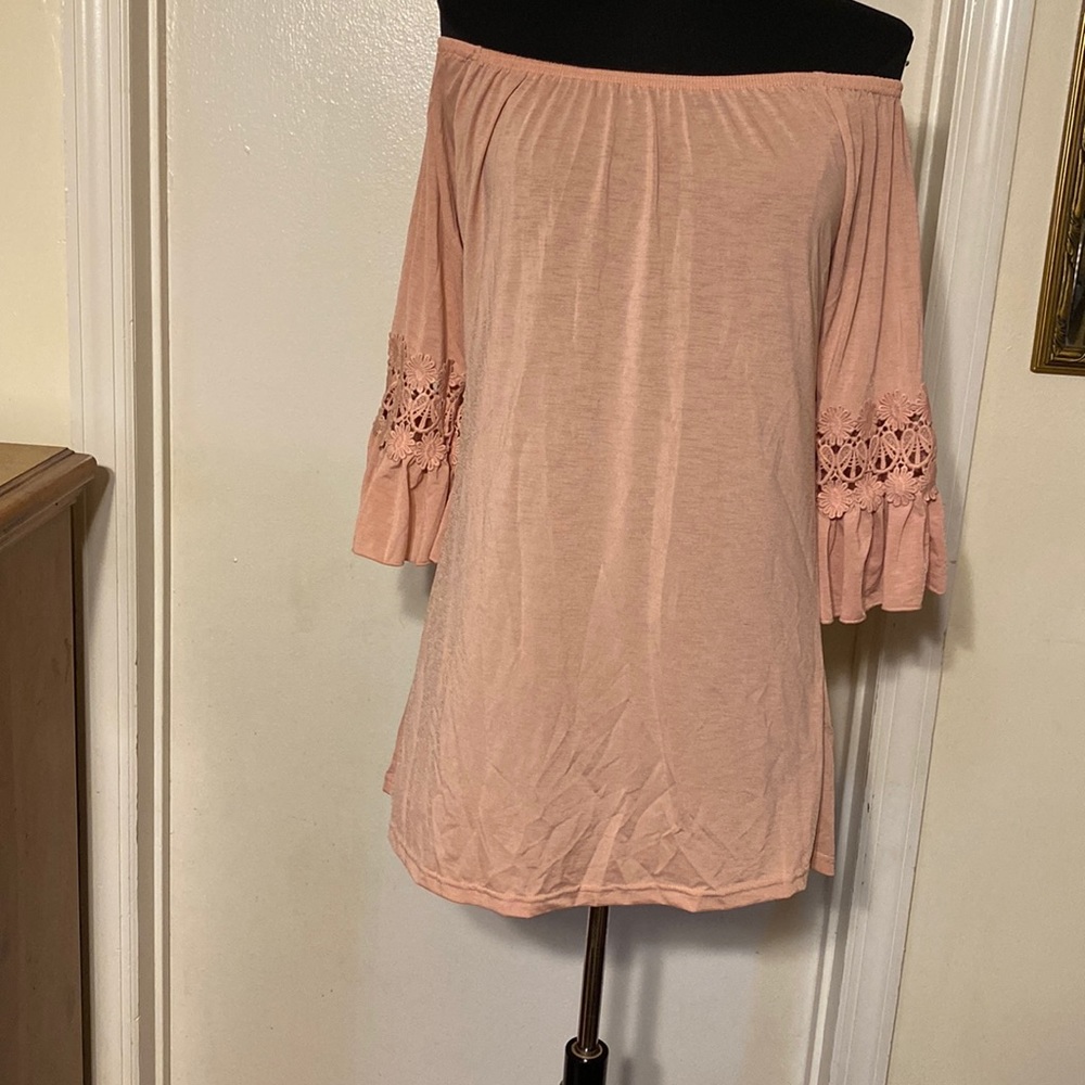 Win win Women of the shoulder Ruffle sleeve top size S -M